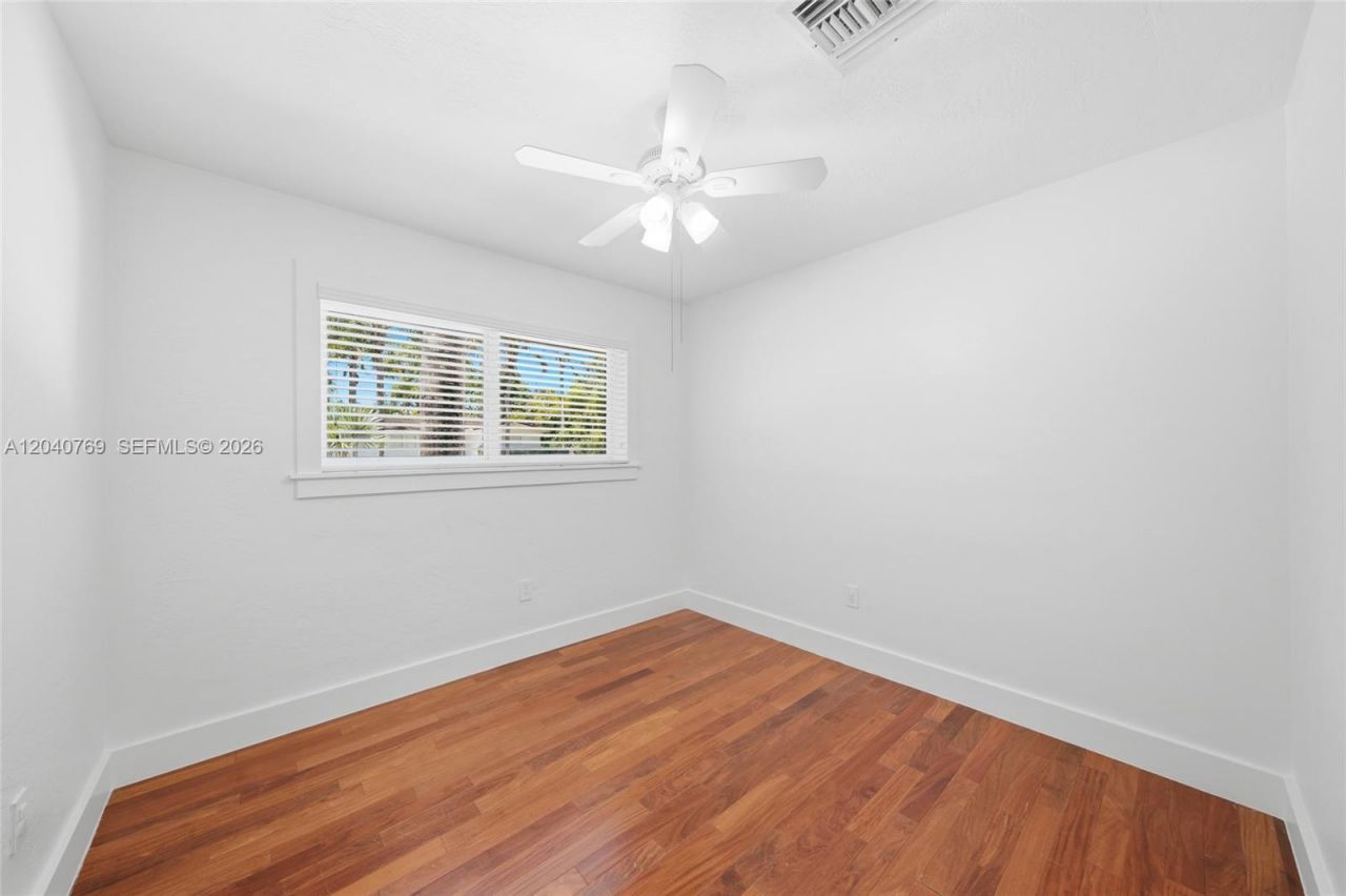8240 SW 150 Dr , Palmetto Bay, FL 33158 Photo