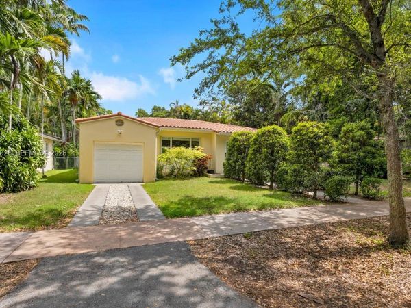 829 Medina Ave, Coral Gables, FL 33134
