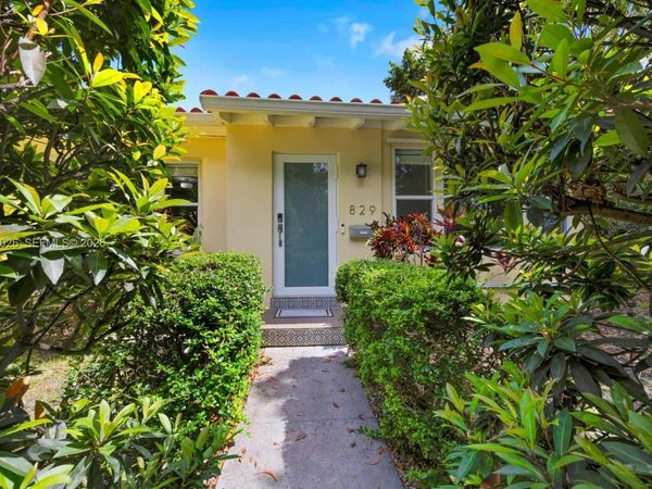 829 Medina Ave , Coral Gables, FL 33134