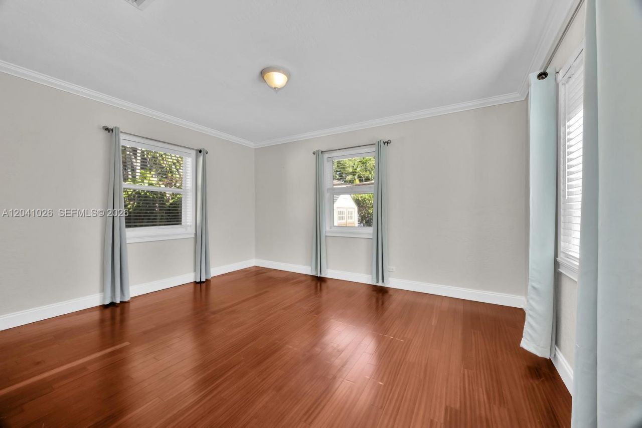 829 Medina Ave, Coral Gables, FL 33134 Photo