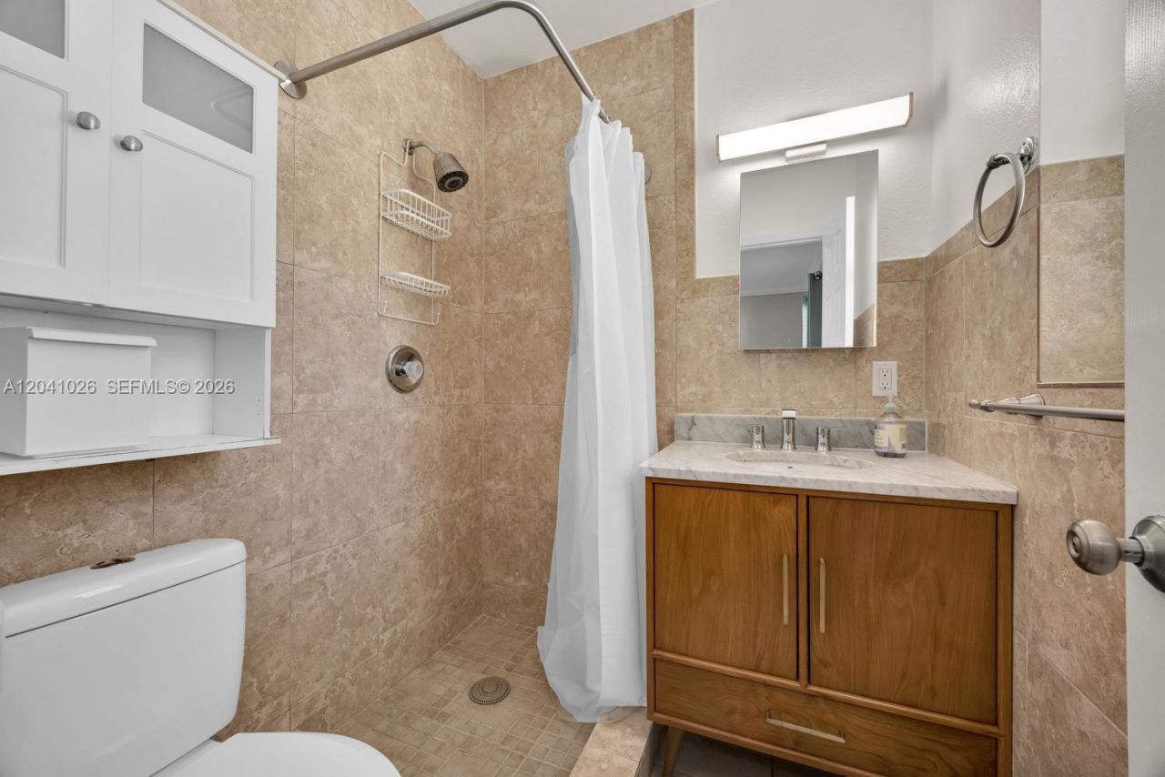 829 Medina Ave, Coral Gables, FL 33134 Photo