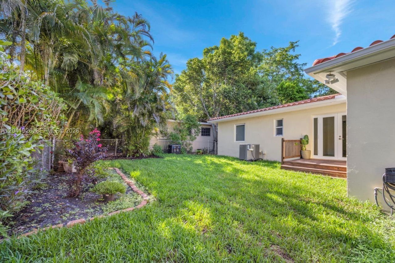 829 Medina Ave, Coral Gables, FL 33134 Photo