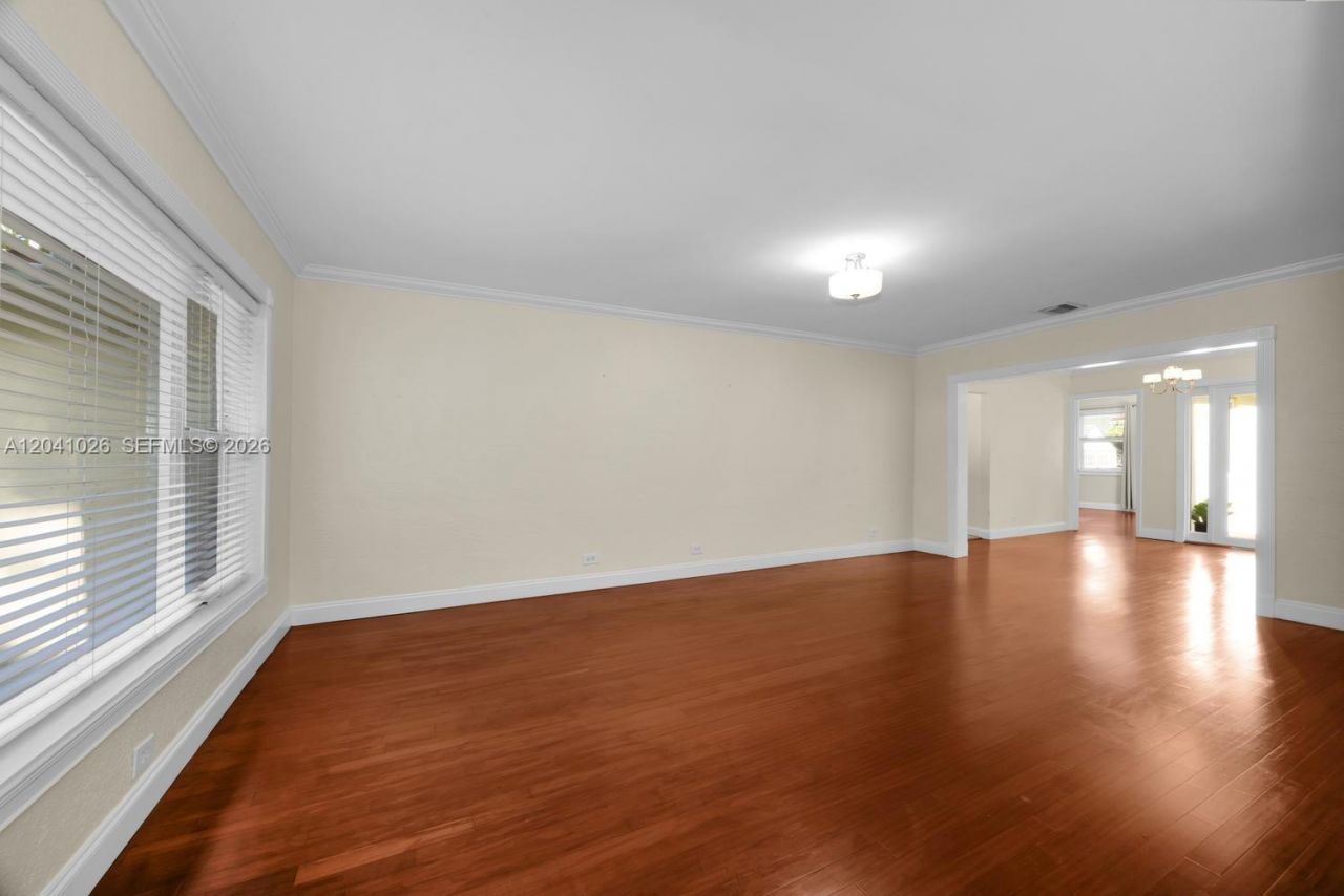 829 Medina Ave, Coral Gables, FL 33134 Photo