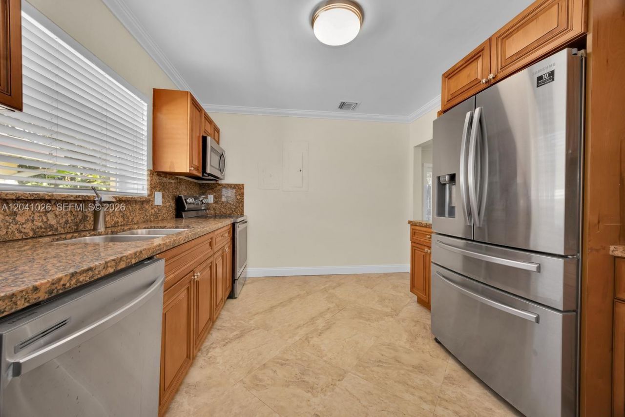 829 Medina Ave, Coral Gables, FL 33134 Photo