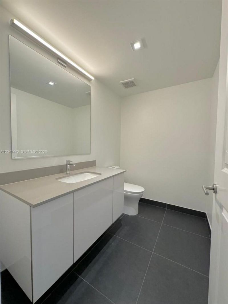 1600 NE 1st Ave , Unit 3205, Miami, FL 33132 Photo
