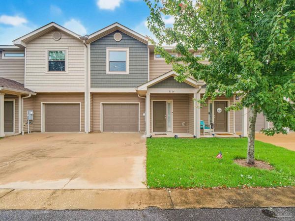 3514 Mossy Oak Villas Cir, Pensacola, FL 32514