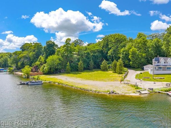 4058 Hunt Road, Elba Twp, MI 48446