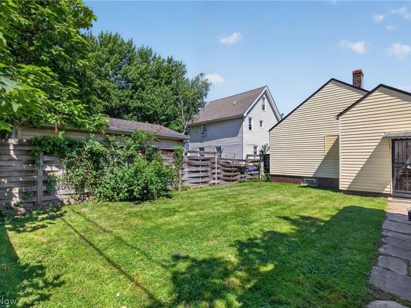 19508 Kildeer Avenue, Cleveland, OH 44119 Photo 13