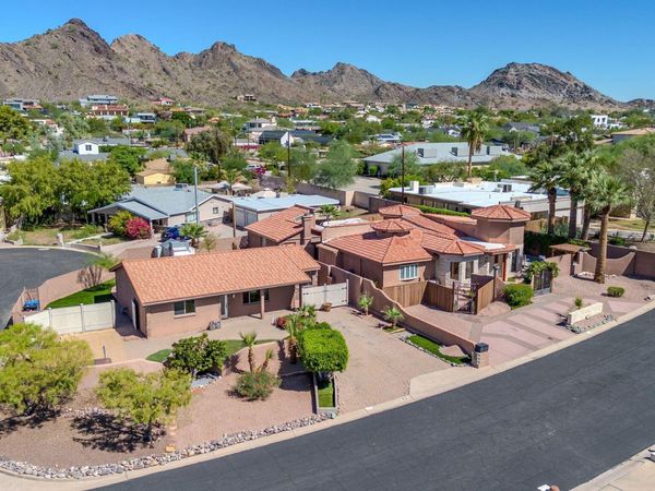 1448 E ROYAL PALM Road, Phoenix, AZ 85020