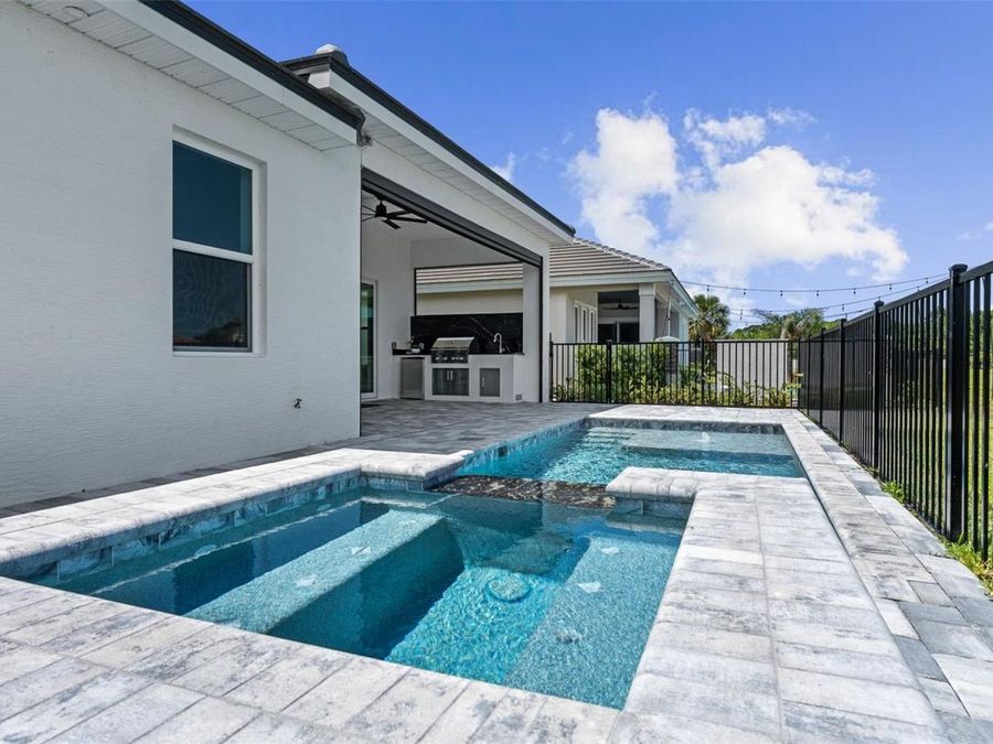 Property Image 73