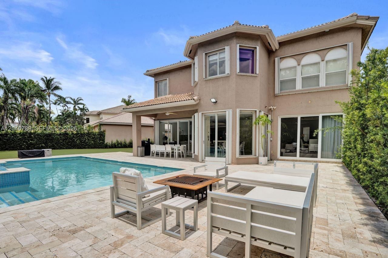 10762 NW 71st St , Doral, FL 33178 Photo