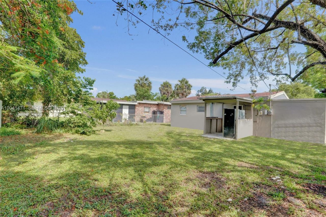 701 SW 7th St, Pompano Beach, FL 33060 Photo
