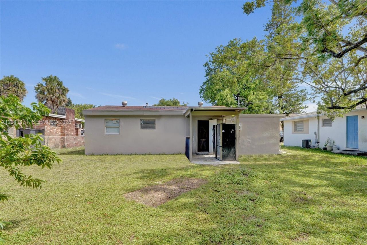 701 SW 7th St, Pompano Beach, FL 33060 Photo