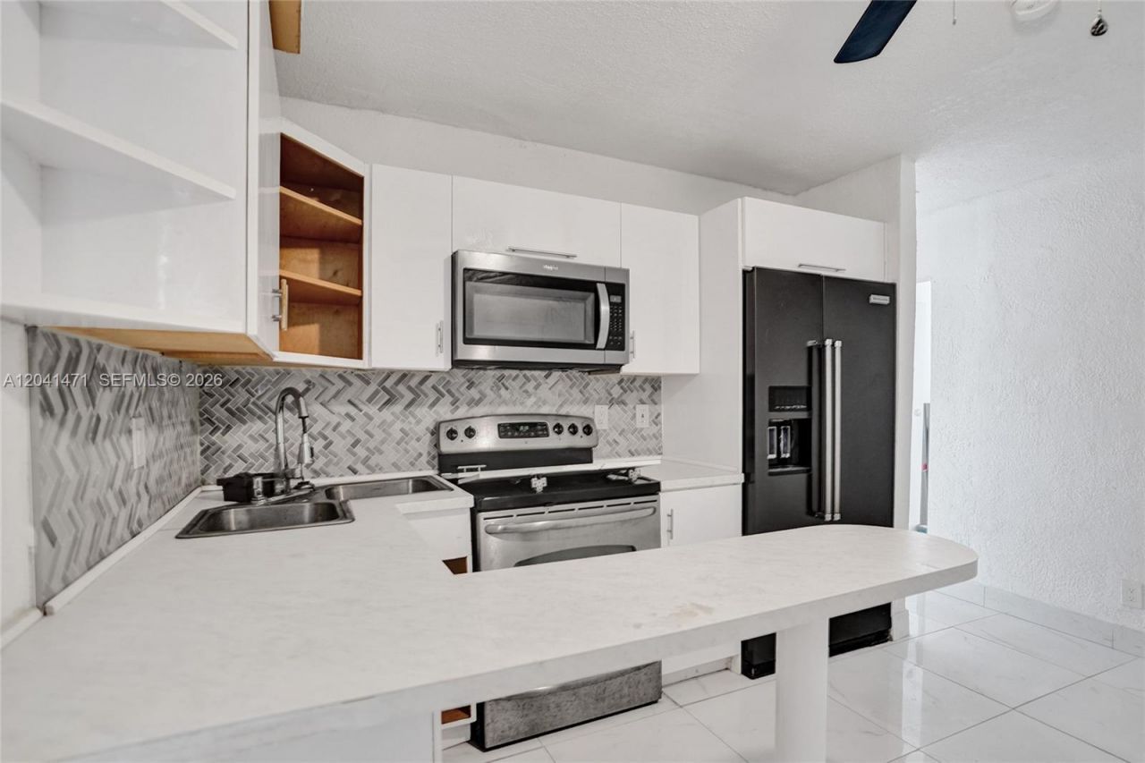 701 SW 7th St, Pompano Beach, FL 33060 Photo