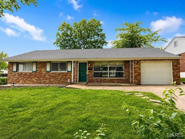 1003 Chartres Avenue , University City, MO 63132