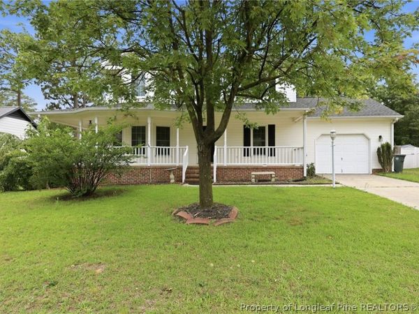 6824 Saint Julian Way, Fayetteville, NC 28314