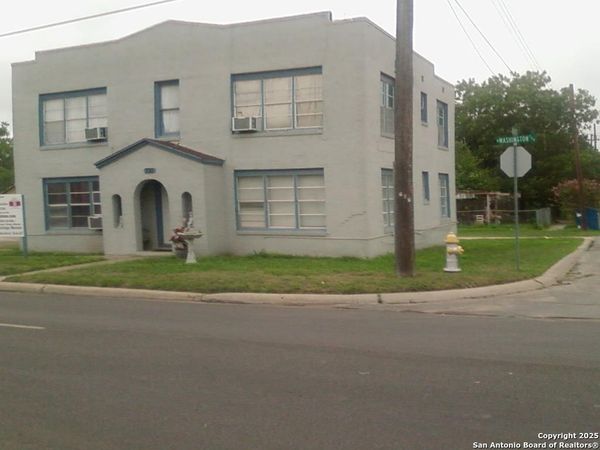 700 N Washington, Unit AKA #4, Beeville, TX 78102