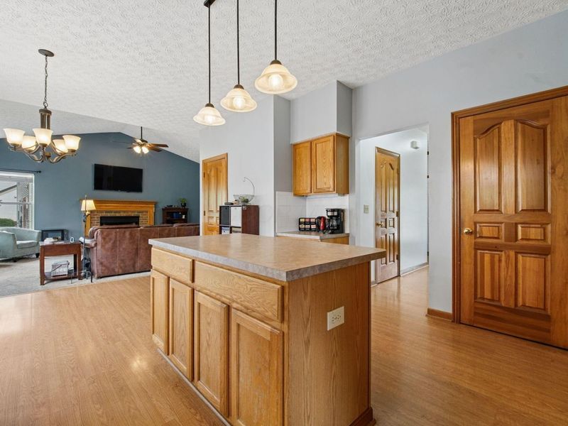 1719 Royal Oak Drive, Lewis Center, OH 43035 Photo 15