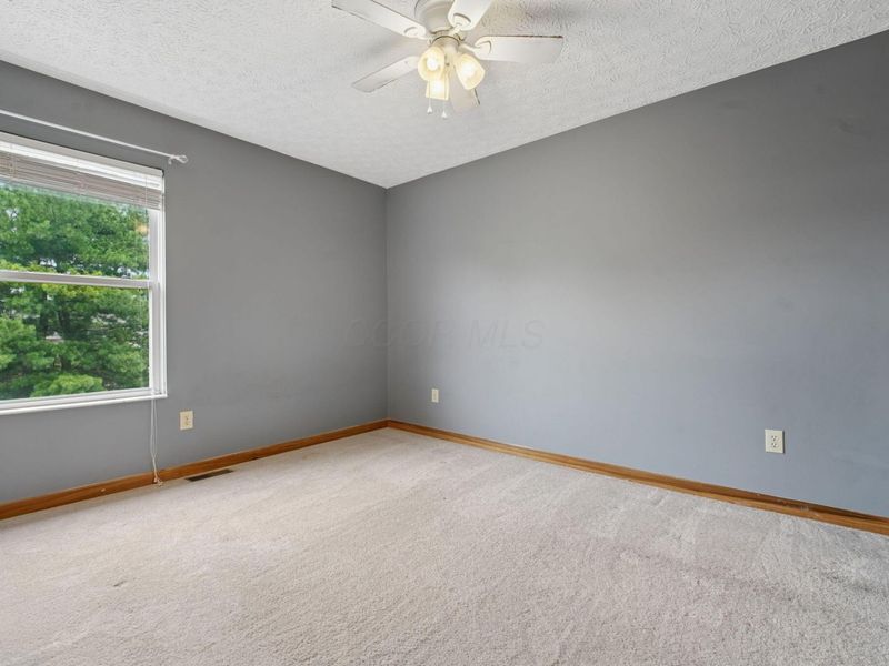 1719 Royal Oak Drive, Lewis Center, OH 43035 Photo 27