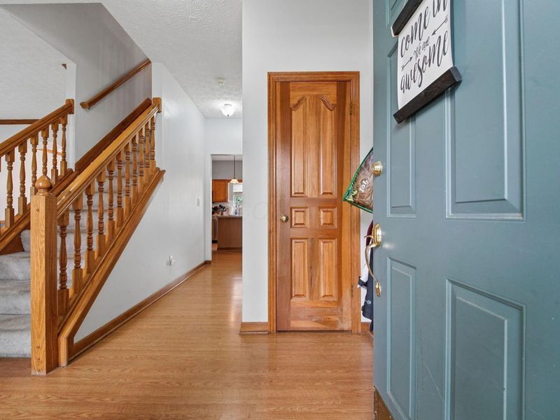 1719 Royal Oak Drive, Lewis Center, OH 43035 Photo 6
