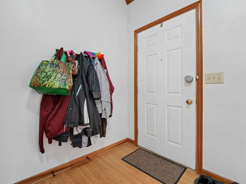 1719 Royal Oak Drive, Lewis Center, OH 43035 Photo 7