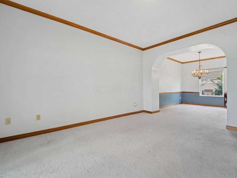 1719 Royal Oak Drive, Lewis Center, OH 43035 Photo 8