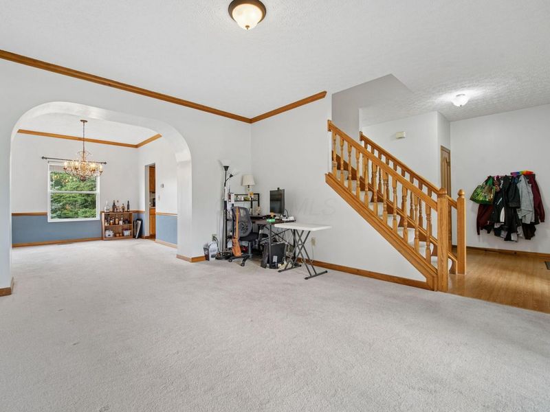 1719 Royal Oak Drive, Lewis Center, OH 43035 Photo 9