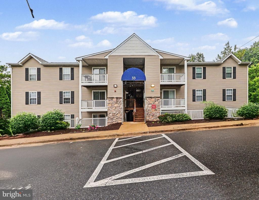 33 Fern Oak Circle, Unit 103, Stafford, VA 22554 Main Photo