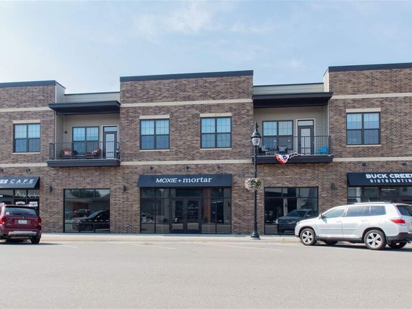 121 W Main St, Unit 103, Solon, IA 52333