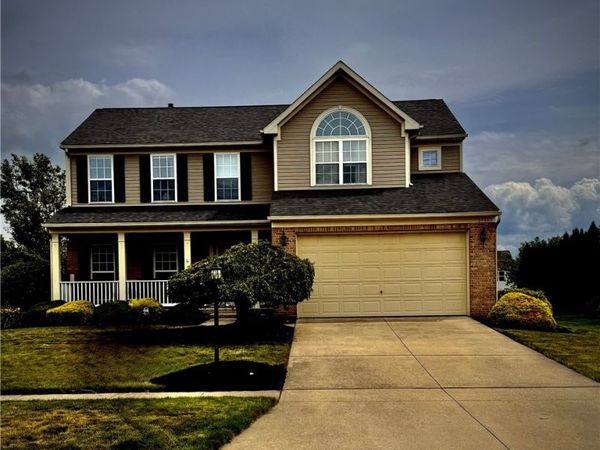 37663 stoney lake Drive , North Ridgeville, OH 44039
