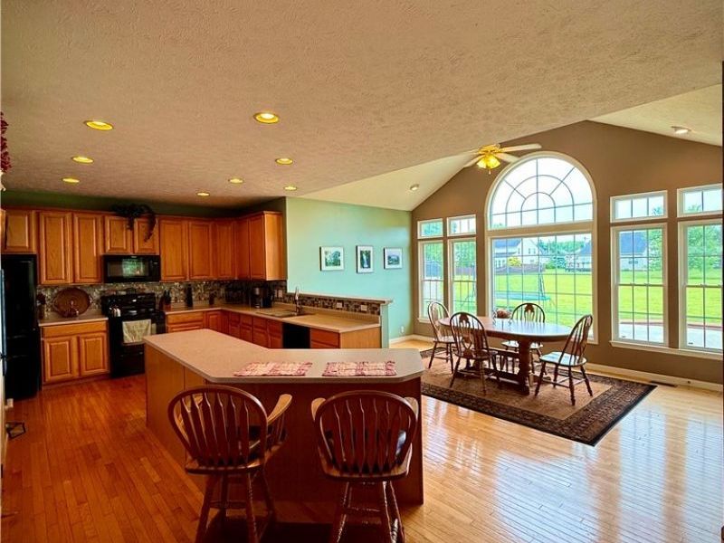 37663 Stoney Lake Drive, North Ridgeville, OH 44039 Photo 15