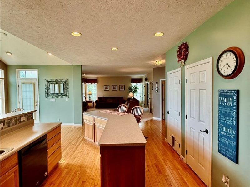 37663 Stoney Lake Drive, North Ridgeville, OH 44039 Photo 16