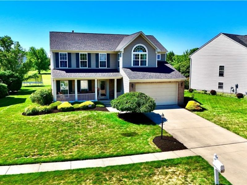 37663 Stoney Lake Drive, North Ridgeville, OH 44039 Photo 2