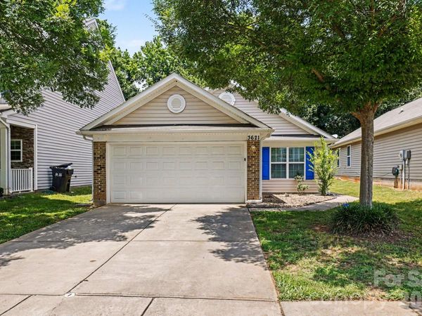 3621 Ernie Drive, Charlotte, NC 28269
