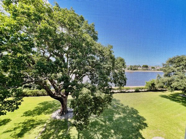 411 Southampton A, West Palm Beach, FL 33417