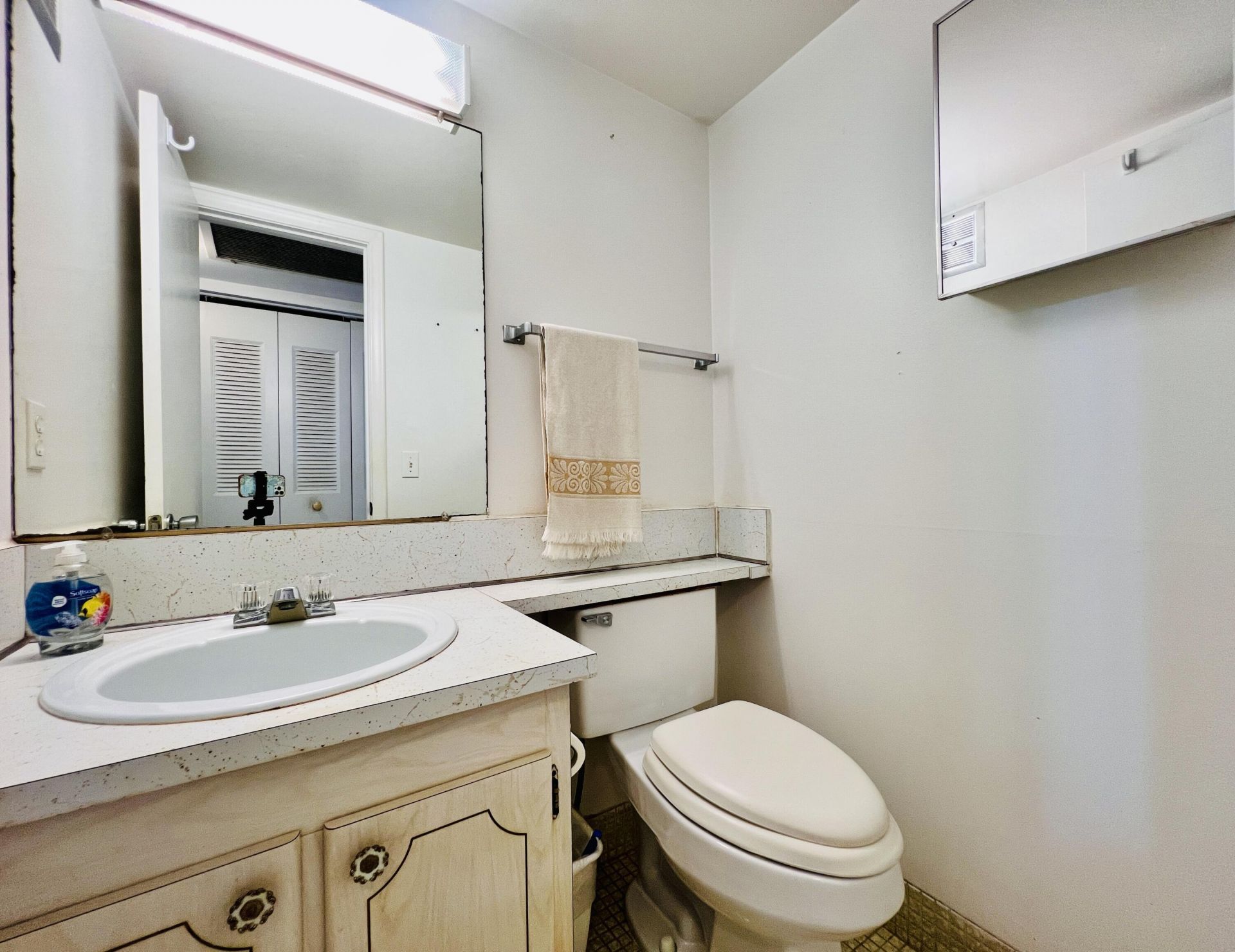 411 Southampton A, West Palm Beach, FL 33417 Photo