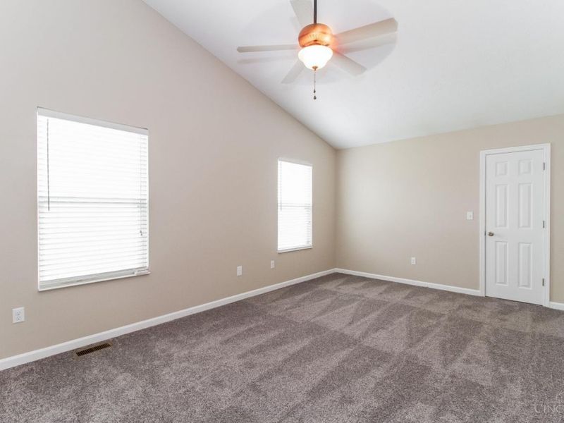 5012 Jessica Suzanne Drive, Morrow, OH 45152 Photo 6