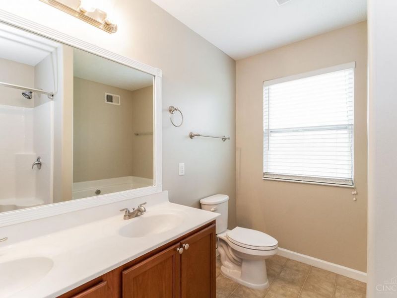 5012 Jessica Suzanne Drive, Morrow, OH 45152 Photo 7