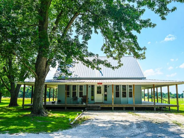 18272 N Hampton Drive , Wheatland, MO 65779