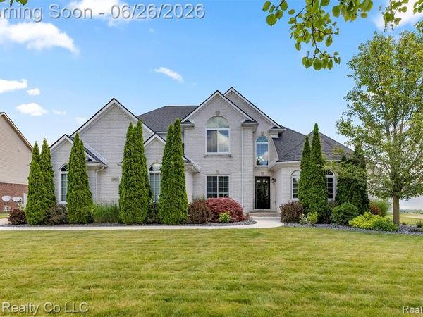 25803 Brookview Boulevard, Brownstown Twp, MI 48134