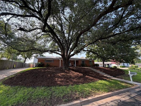 5713 Roberts Drive , Waco, TX 76710