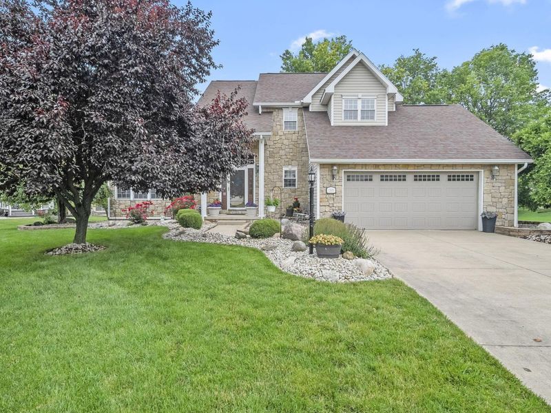 1506 Eagle Pass Drive, Marion, OH 43302 Photo 1