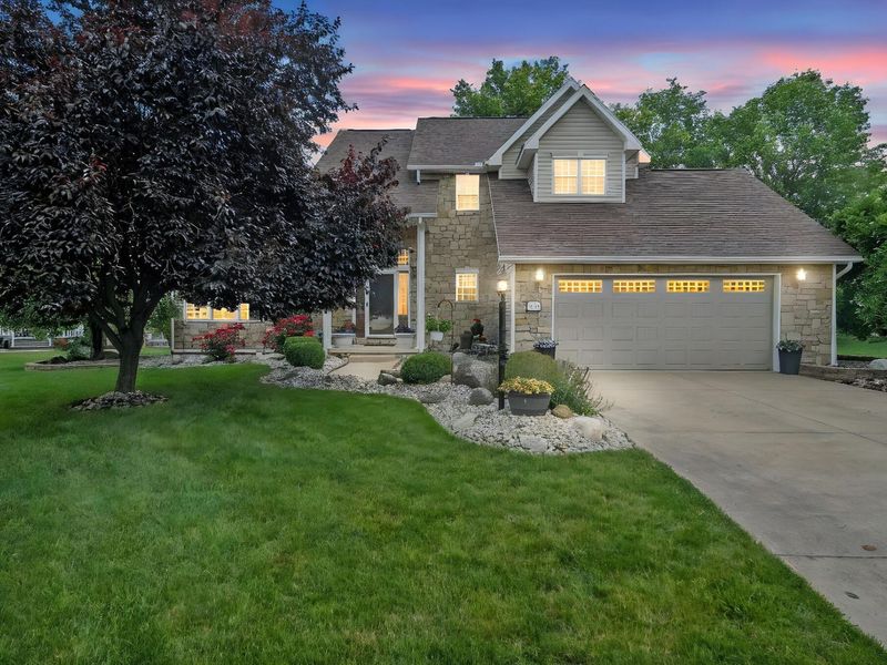 1506 Eagle Pass Drive, Marion, OH 43302 Photo 2
