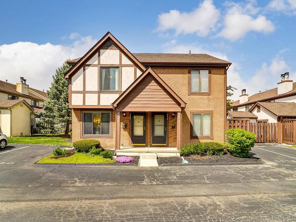 5680 Jousting Lane, Unit A, Columbus, OH 43231