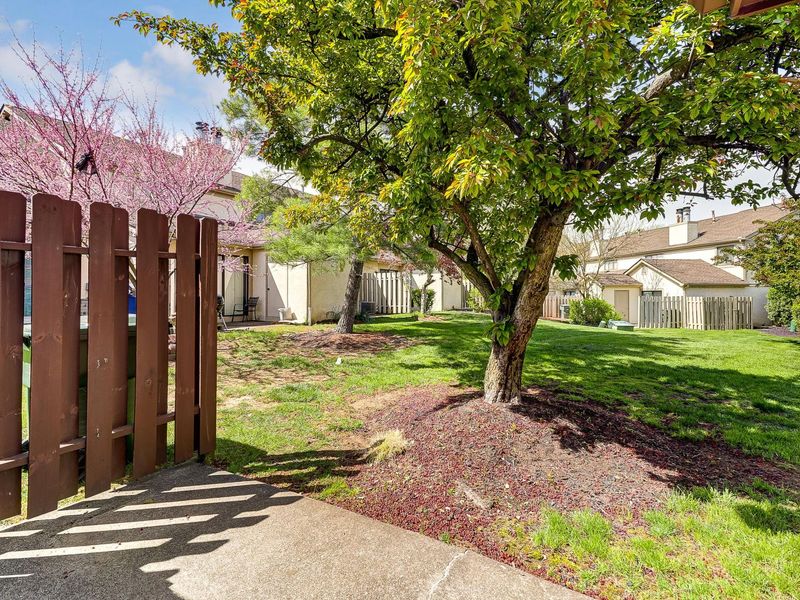 5680 Jousting Lane, Unit A, Columbus, OH 43231 Photo 29