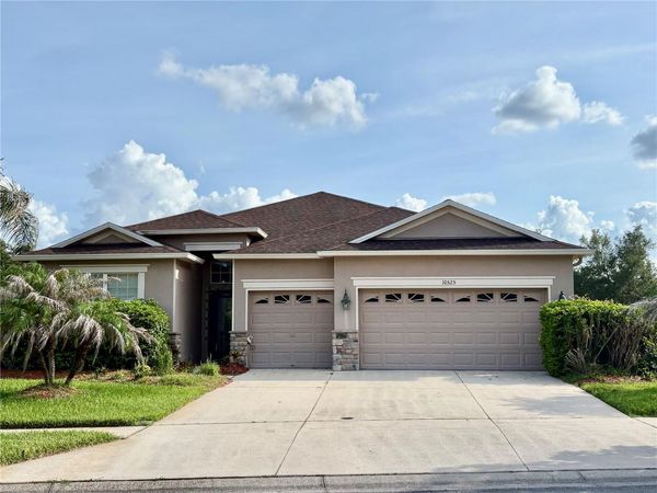 10525 PALM COVE AVENUE , TAMPA, FL 33647