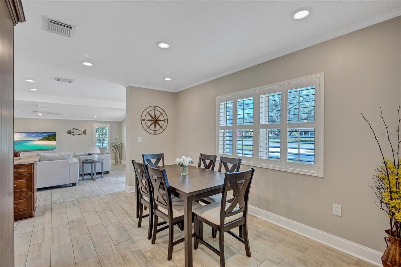302 S Mayo Street, Crystal Beach, FL 34681 Photo