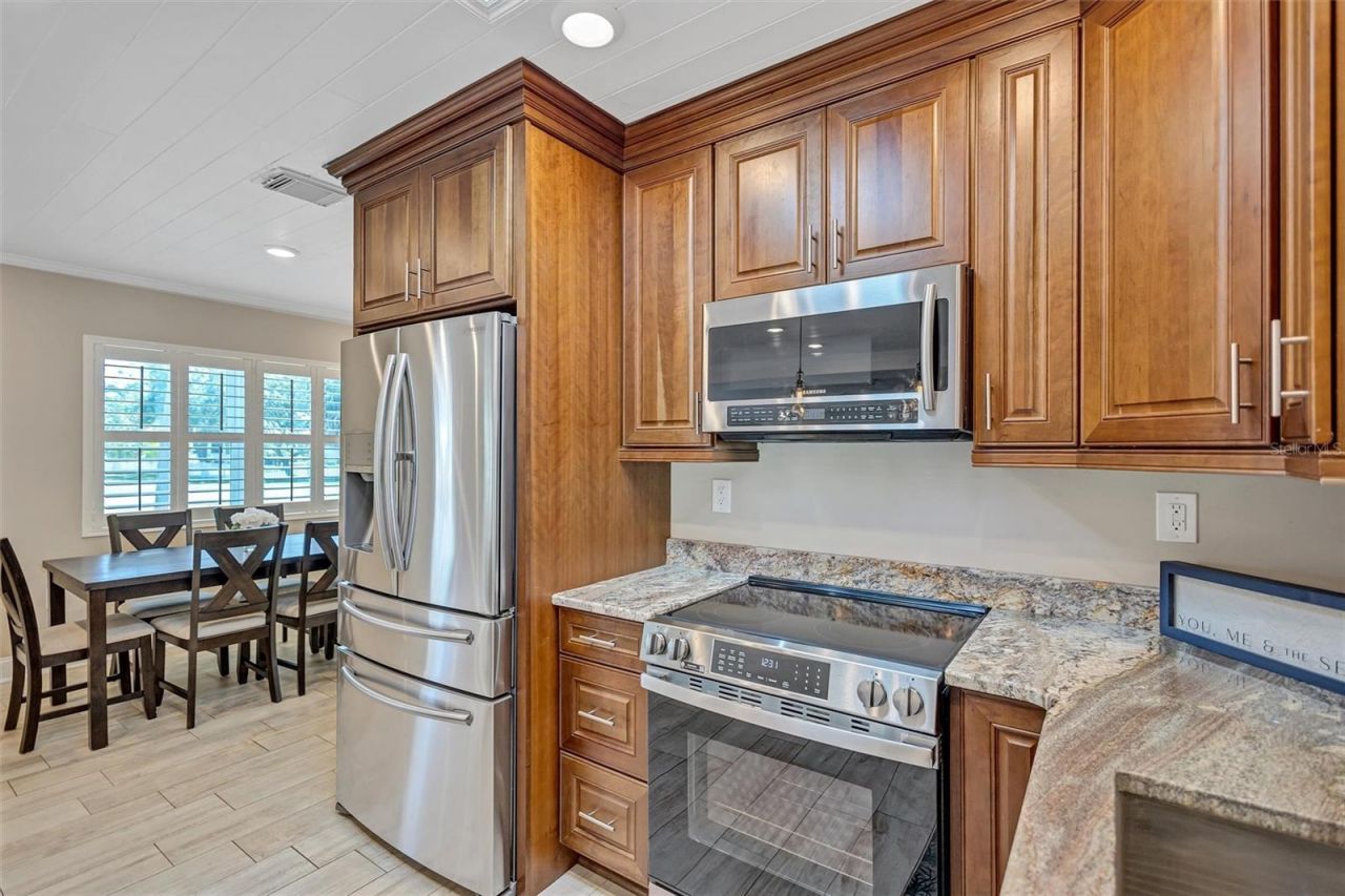 302 S Mayo Street, Crystal Beach, FL 34681 Photo
