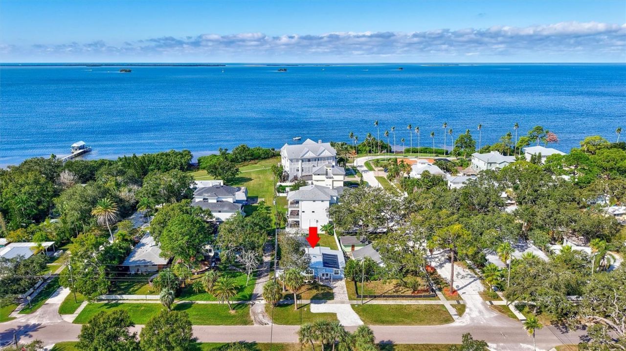 302 S Mayo Street, Crystal Beach, FL 34681 Photo