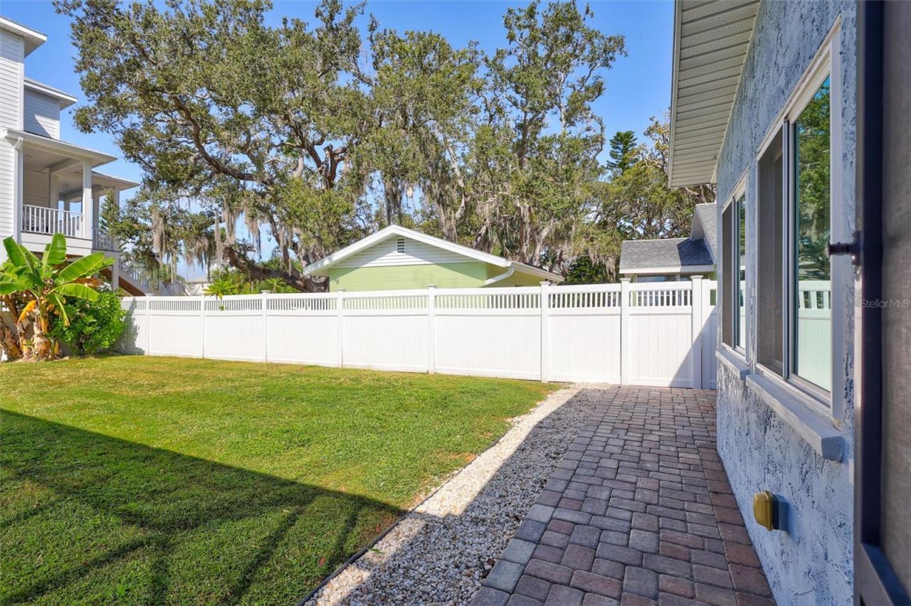 302 S Mayo Street, Crystal Beach, FL 34681 Photo